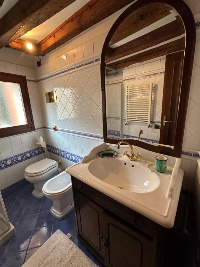 1 Ca'Del Traghetto Family Apartment Venedig Eksteriør billede
